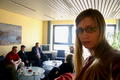Studentka FAMU Veronika Janekov v eskm dom pi setkn s velvyslancem esk republiky pro Belgickm krlovstv panem PhDr. Vladimrem Mllerem, CSc.